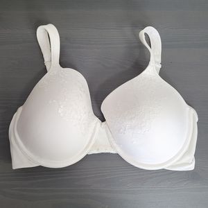 Bali White Lace Desire Natural Lift Underwire Bra - 34DD